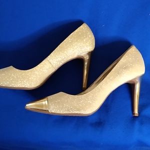 Bandolino Fearless Gold Sparkly Shoes